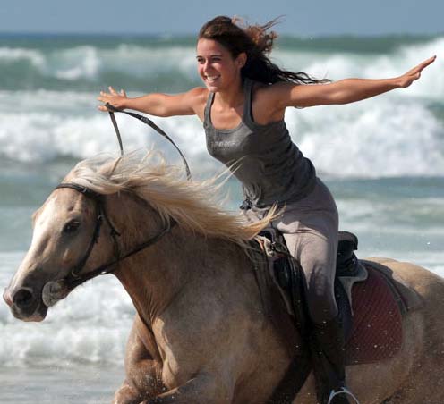 horseback_riding_beach-lg01